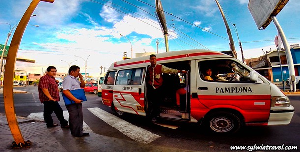 Rola tzw. cobradora w peruwiańskiej komunikacji miejskiej