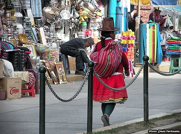 popularity of peruvian mantas in andes