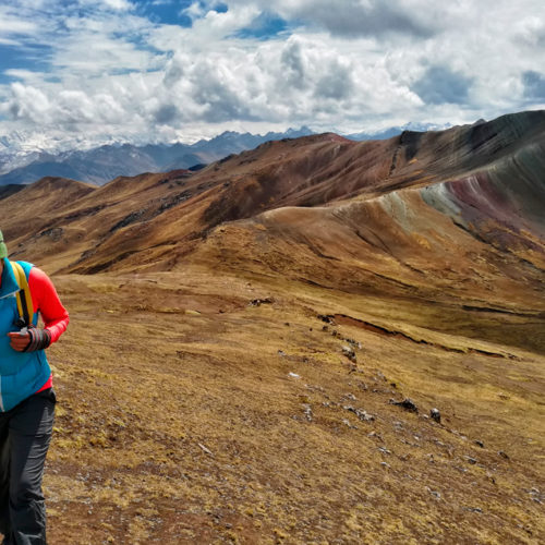 Wycieczki do Peru i tęczowe góry
